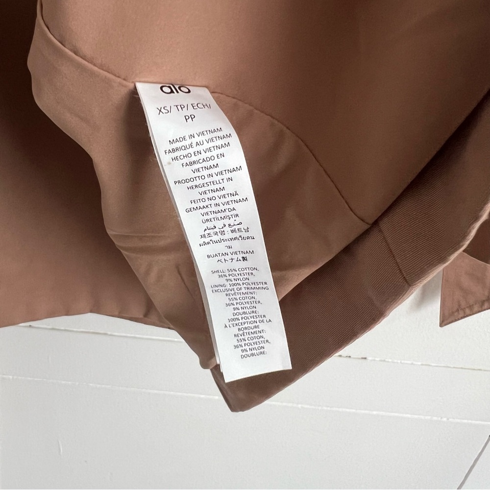 Alo Yoga Pristine Trench Coat - Toasted Almond - Picture 7 of 8